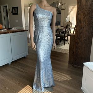 Dress The Population silver sequence dress from Nordstrom. Size XS